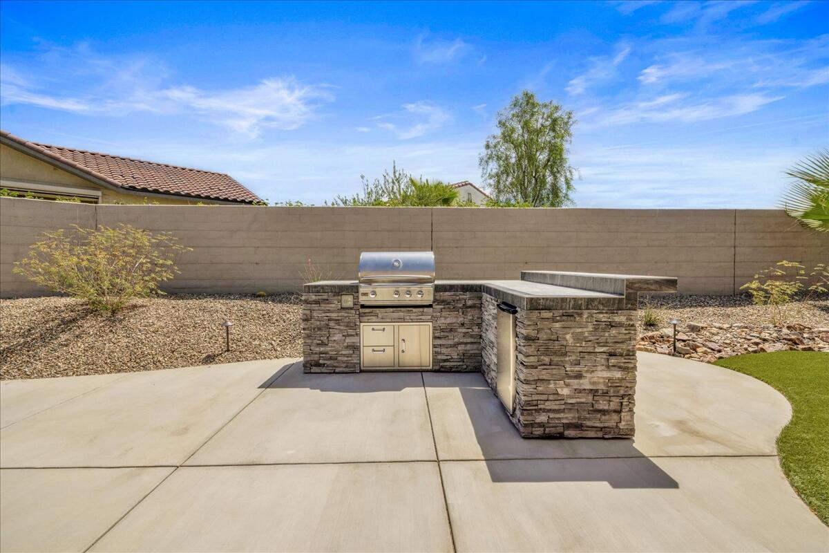 85 Cork Tree Rancho Mirage, CA 92270 - Photo 29 of 61 30-30