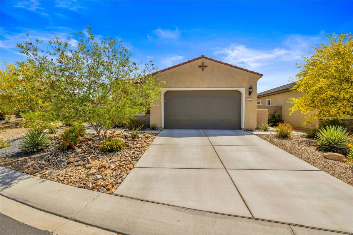 85 Cork Tree Rancho Mirage, CA 92270 - Photo 3 of 61 03-03