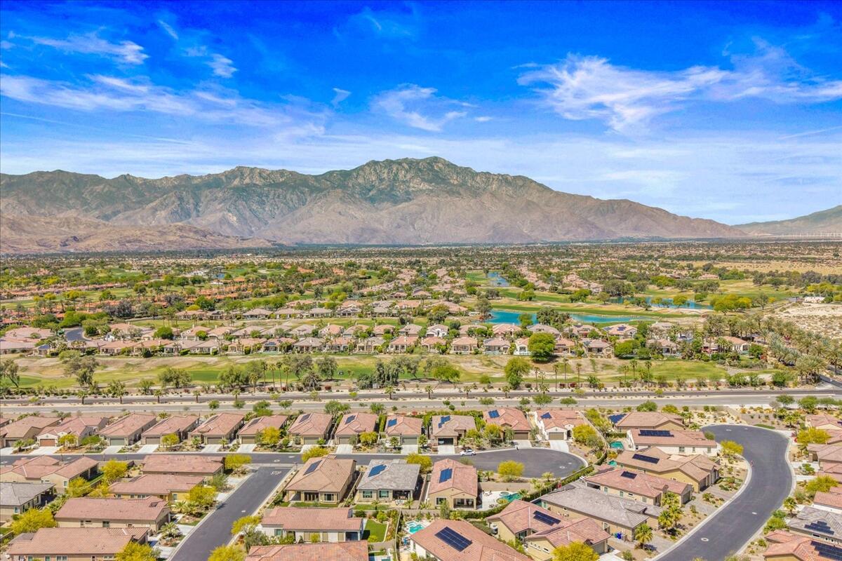 85 Cork Tree Rancho Mirage, CA 92270 - Photo 43 of 61 50-50
