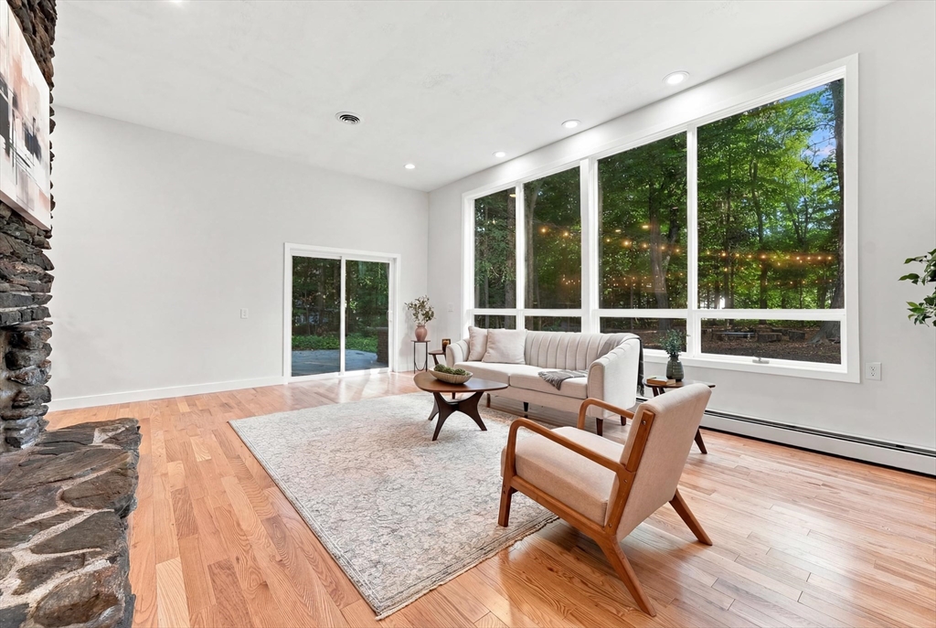 20 Longfellow Road Holyoke, MA 01040 - Photo 12 of 42 Gallery Image 12