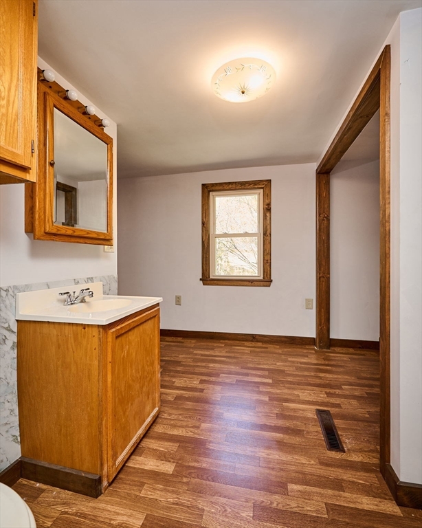 7 Pine Valley Road Northampton, MA 01062 - Photo 18 of 33 Gallery Image 18