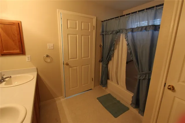 $2,095 | 226 Schaefer Boulevard, Bastrop, TX 78602