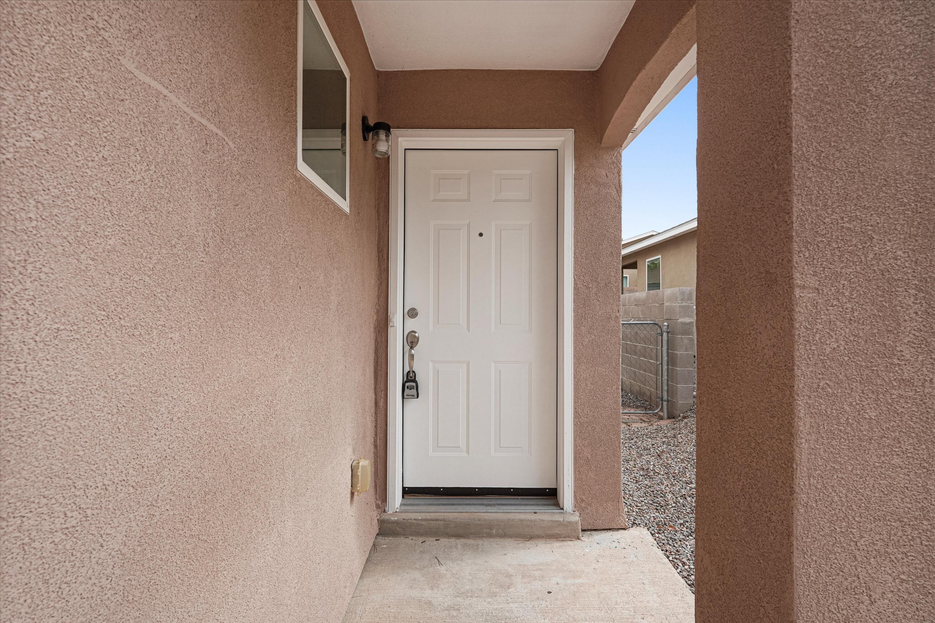 3798 Cattle Drive Rio Rancho, NM 87144 - Photo 2 of 31 Gallery Image 2