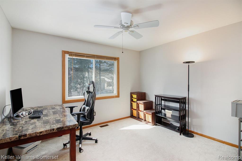 569 Sunlight Drive Rochester, MI 48309 - Photo 20 of 25