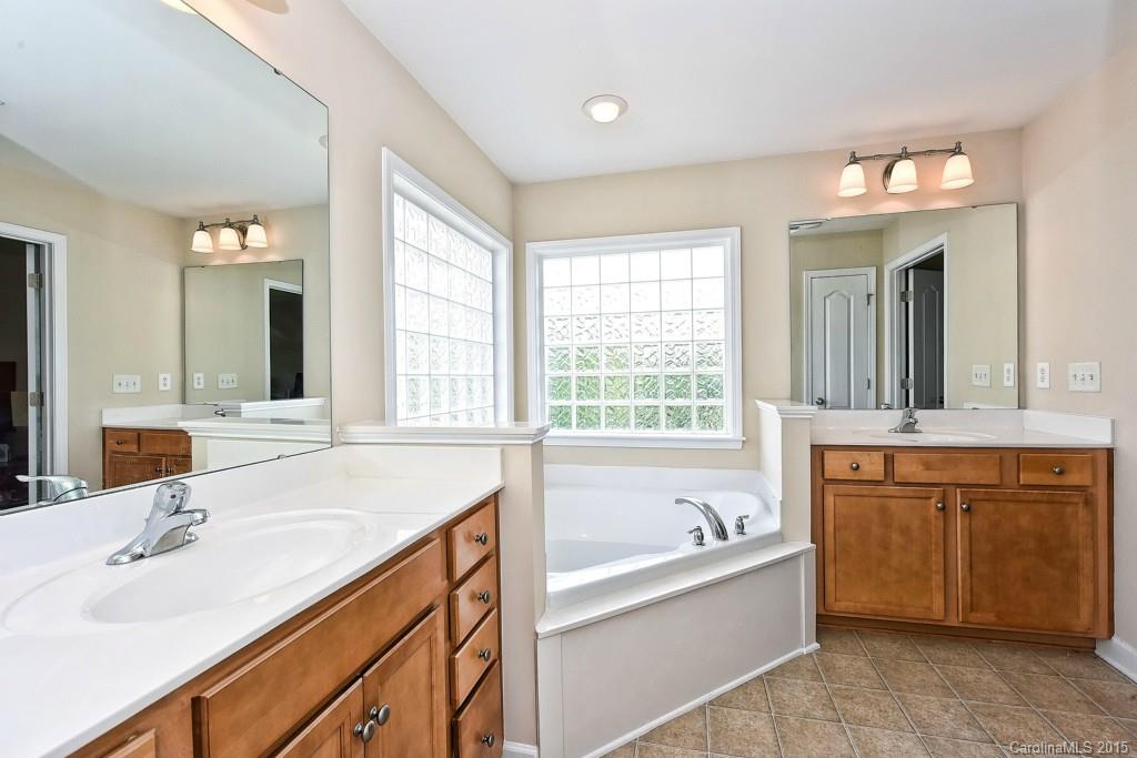 11113 Greenhead View Road Charlotte, NC 28262 - Photo 15 of 22 Gallery Image 15