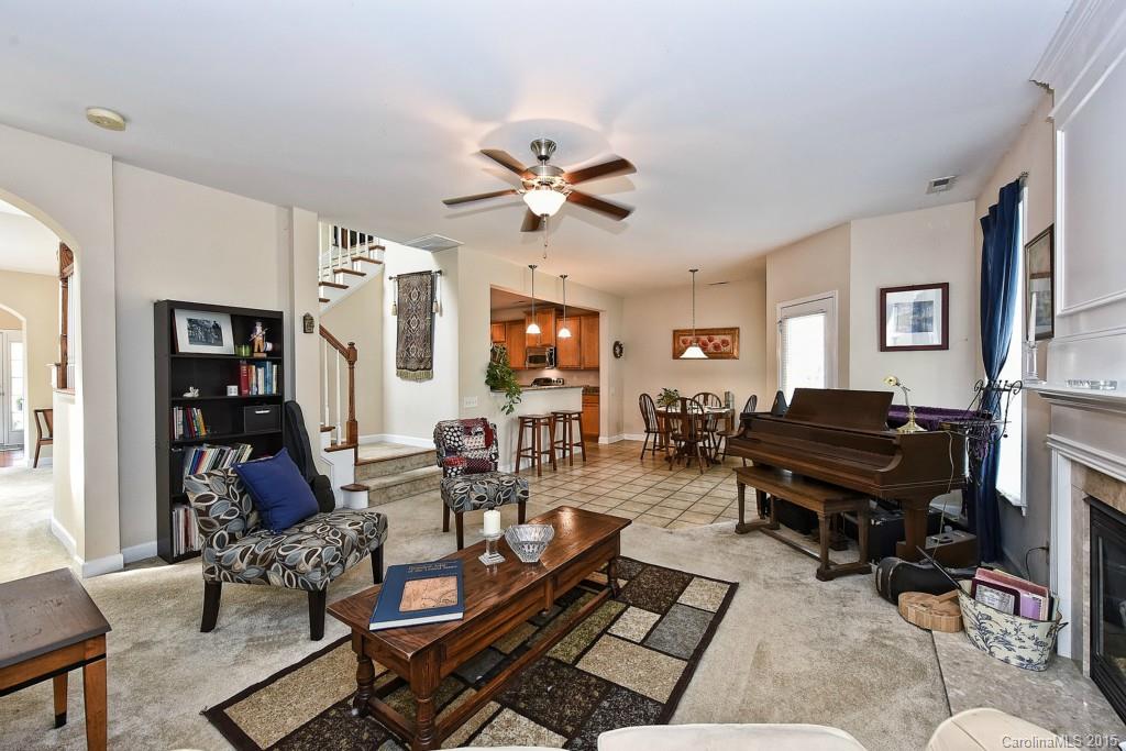 11113 Greenhead View Road Charlotte, NC 28262 - Photo 6 of 22 Gallery Image 6
