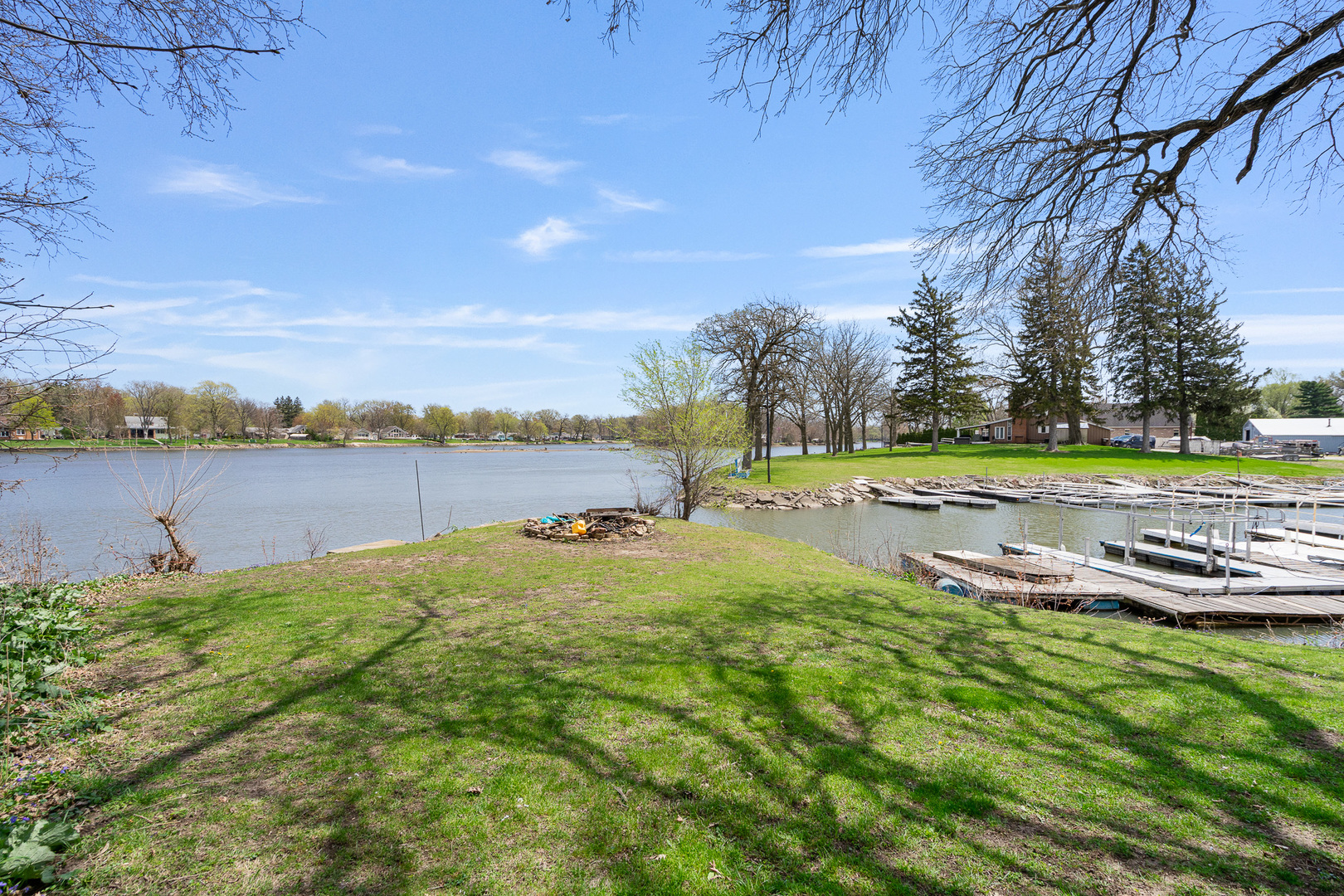 2697 River Road Kankakee, IL 60901 - Photo 2 of 60 a view of a lake with houses in the back