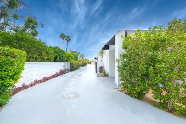 a view of a street view