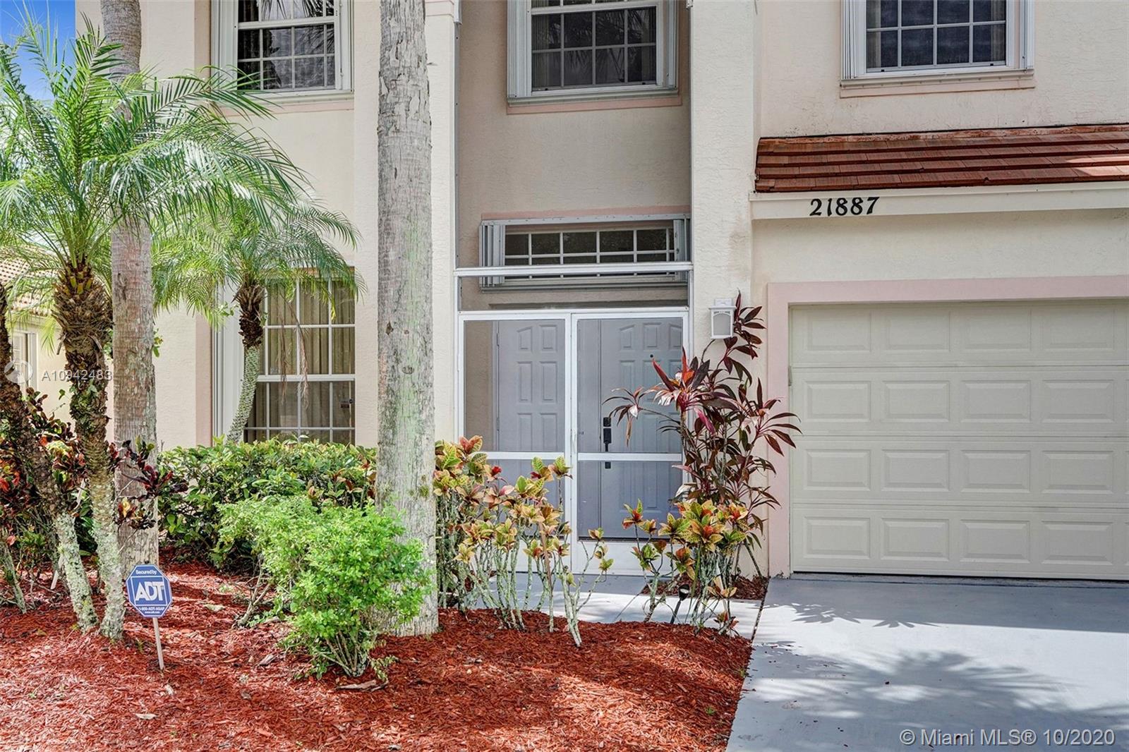 21887 Philmont Court Boca Raton, FL 33428 - Photo 3 of 42