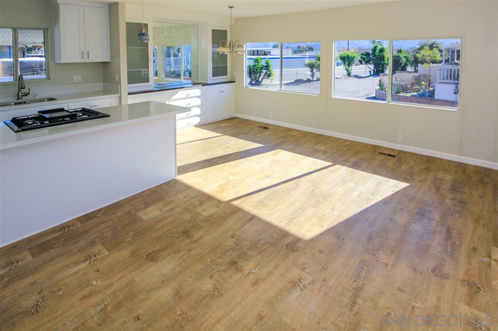 1515 Capalina Road, Unit 30 San Marcos, CA 92069 - Photo 5 of 12