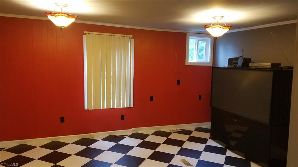 623 Mangum Road Reidsville, NC 27320 - Photo 15 of 47 Gallery Image 15