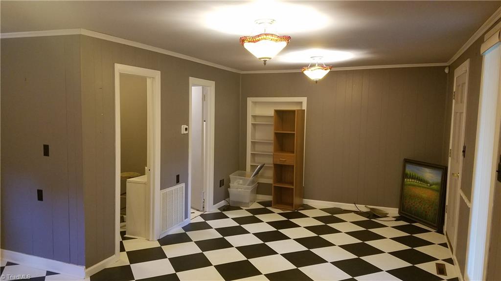 623 Mangum Road Reidsville, NC 27320 - Photo 16 of 47 Gallery Image 16