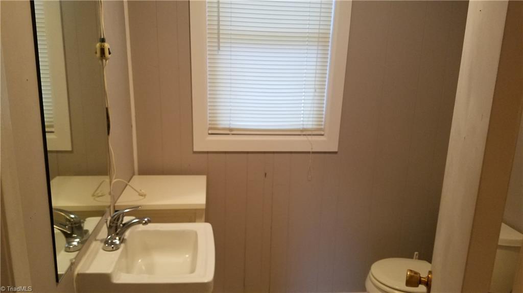 623 Mangum Road Reidsville, NC 27320 - Photo 17 of 47 Gallery Image 17