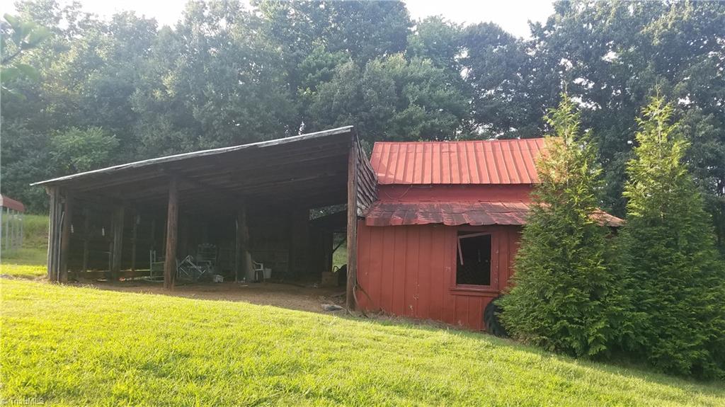 623 Mangum Road Reidsville, NC 27320 - Photo 32 of 47 Gallery Image 32
