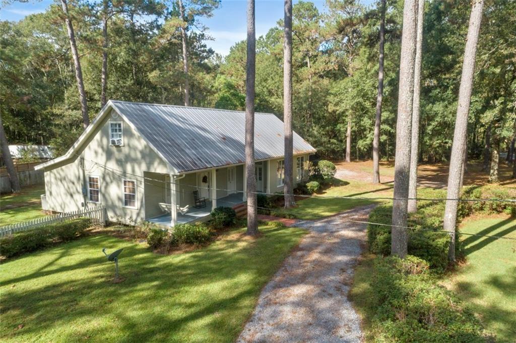 25564 Patsy McCarroll Lane Springfield, LA 70462 - Photo 2 of 35