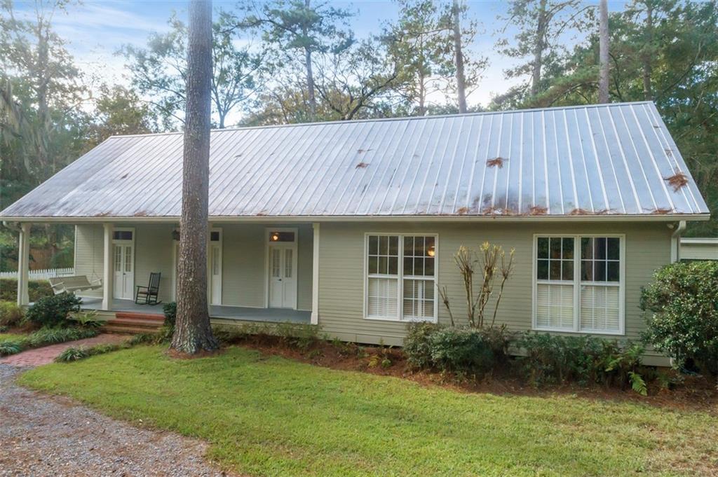 25564 Patsy McCarroll Lane Springfield, LA 70462 - Photo 3 of 35