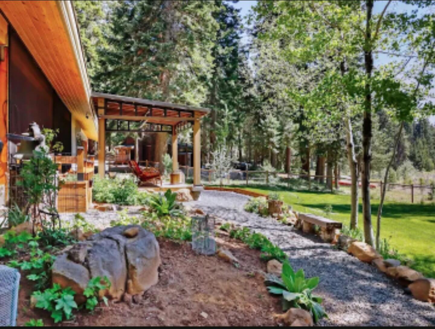 4990 East Hyatt Lake Road Ashland, OR 97520 - Photo 4 of 43 5(1)