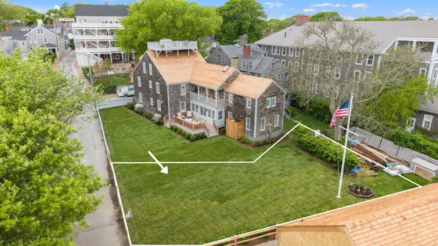 $2,950,000 | 10 Sea Street, Nantucket, MA 02554