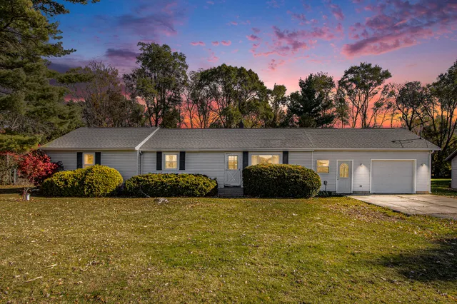 $224,900 | 13976 20 Mile Road, Marshall, MI 49068