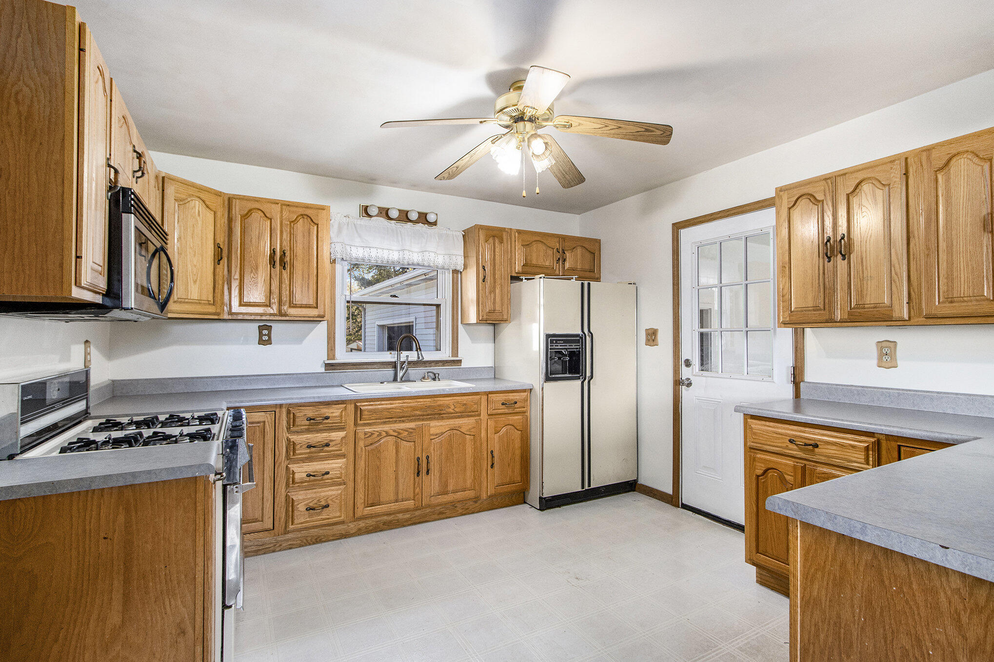 13976 20 Mile Road Marshall, MI 49068 - Photo 14 of 26 008_1397620mile_34_91