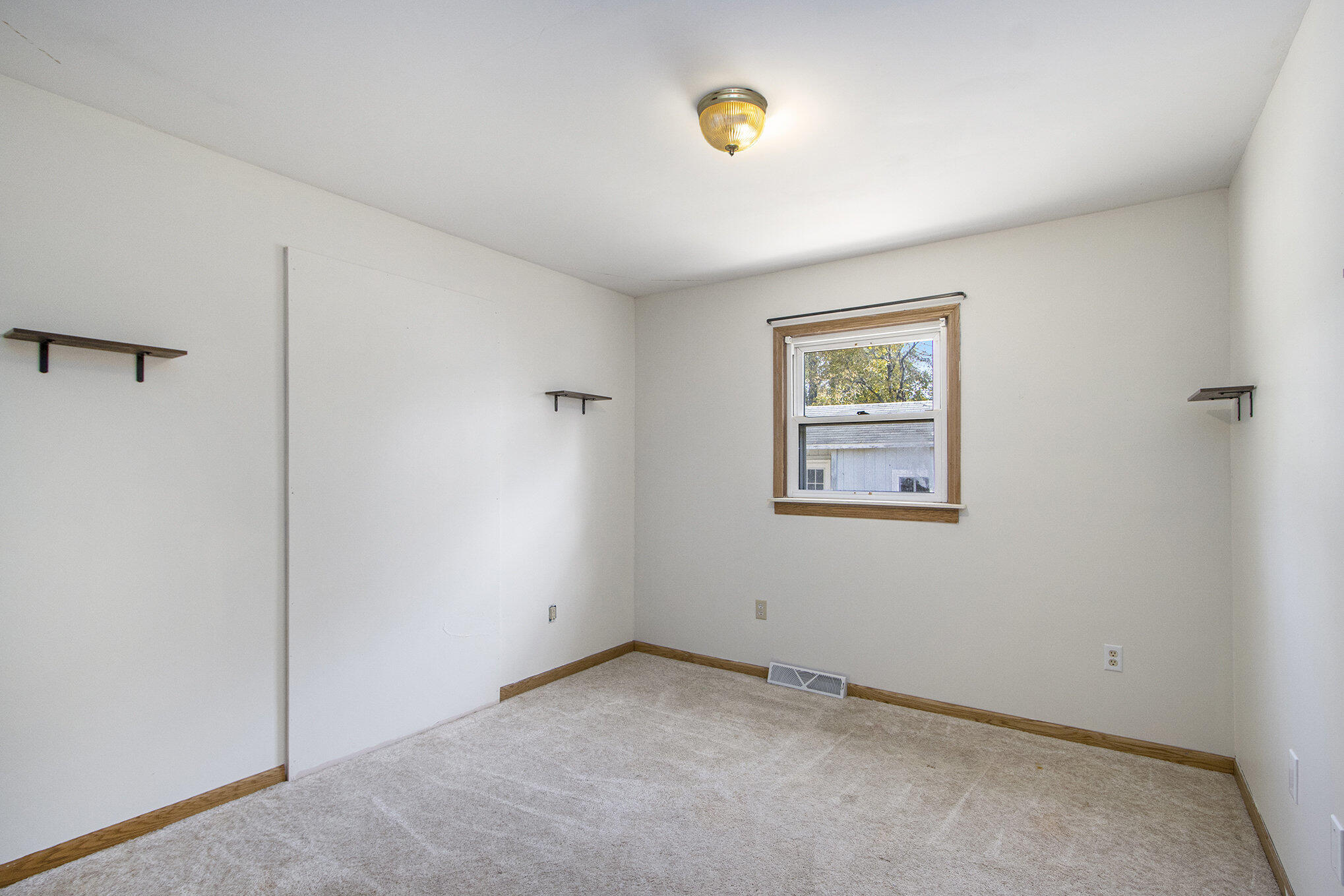 13976 20 Mile Road Marshall, MI 49068 - Photo 20 of 26 015_1397620mile_22_392