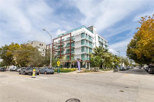 $290,000 | 1215 West Avenue, Unit 203, Miami Beach, FL 33139