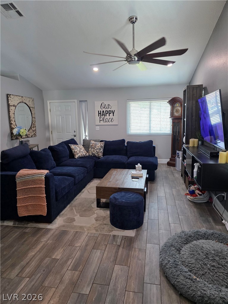 826 Manor Shores Road Henderson, NV 89002 - Photo 2 of 20 Living Room