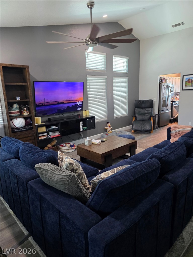 826 Manor Shores Road Henderson, NV 89002 - Photo 3 of 20 Living Room