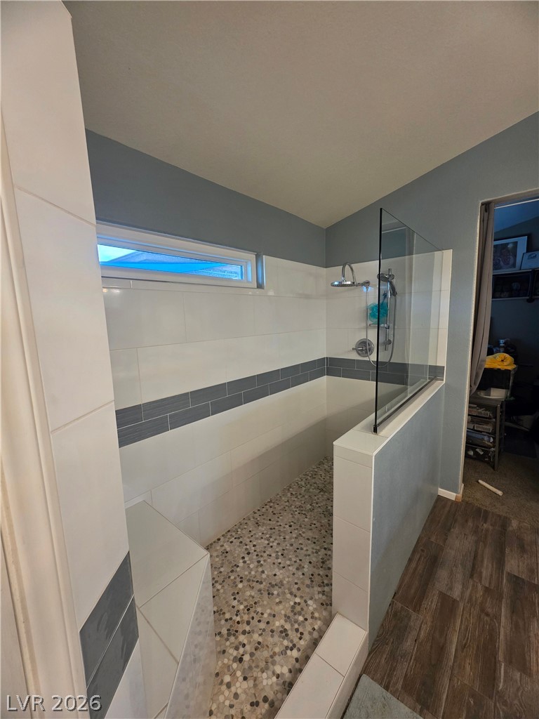 826 Manor Shores Road Henderson, NV 89002 - Photo 10 of 20 Primary Bath Shower