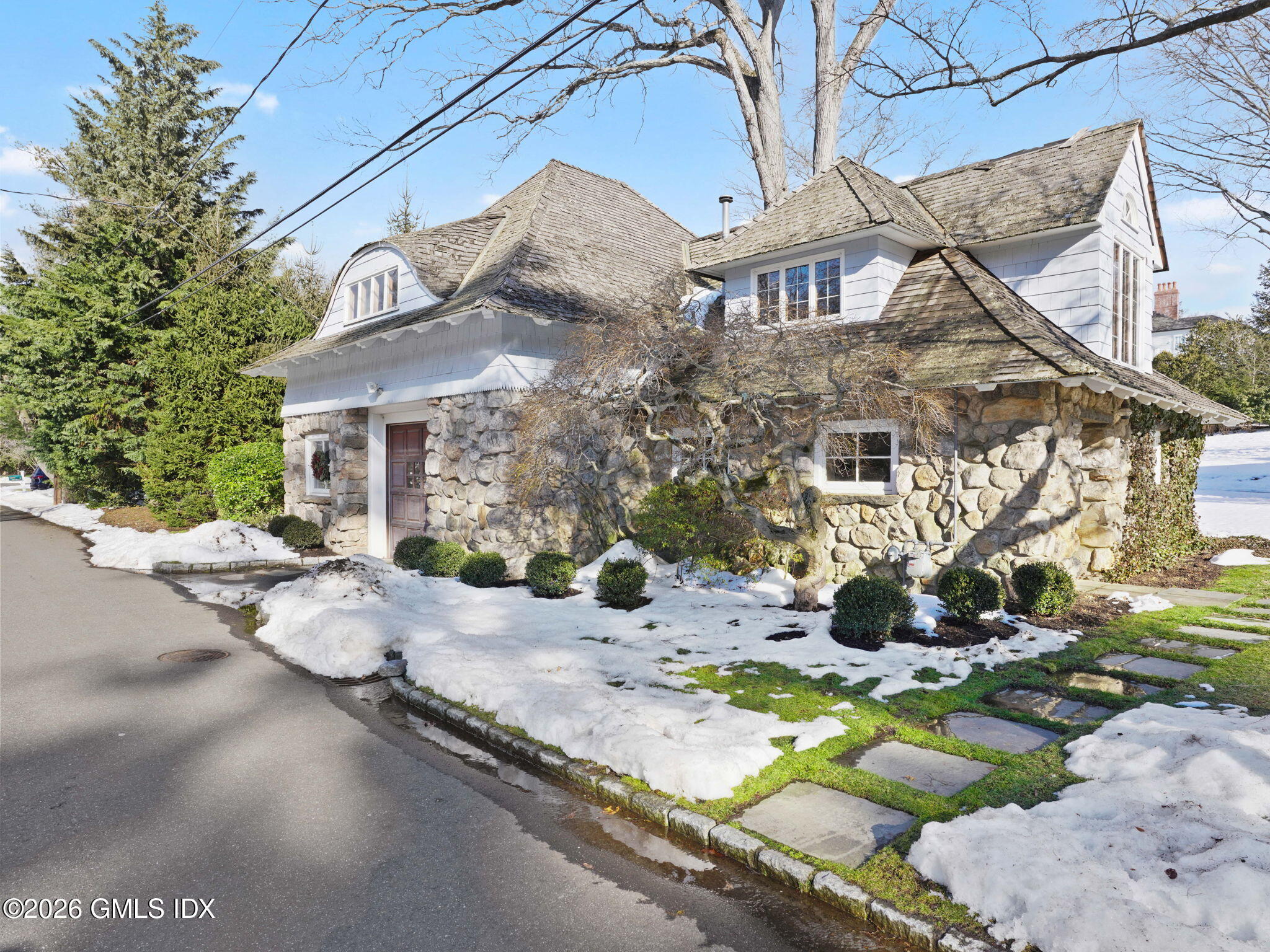 26 Glen Avon Drive Riverside, CT 06878 - Photo 2 of 59 125-web-or-mls-26-glen-avon-dr