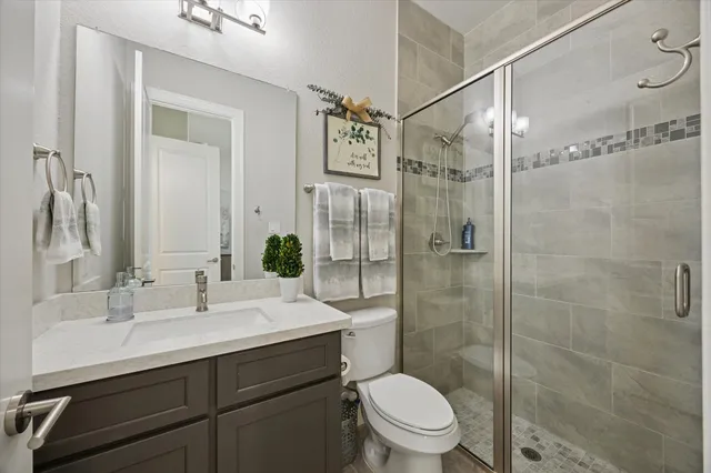 $716,000 | 6918 Champion Trail, Katy, TX 77493