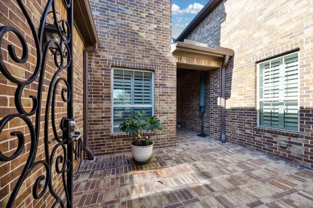 $716,000 | 6918 Champion Trail, Katy, TX 77493