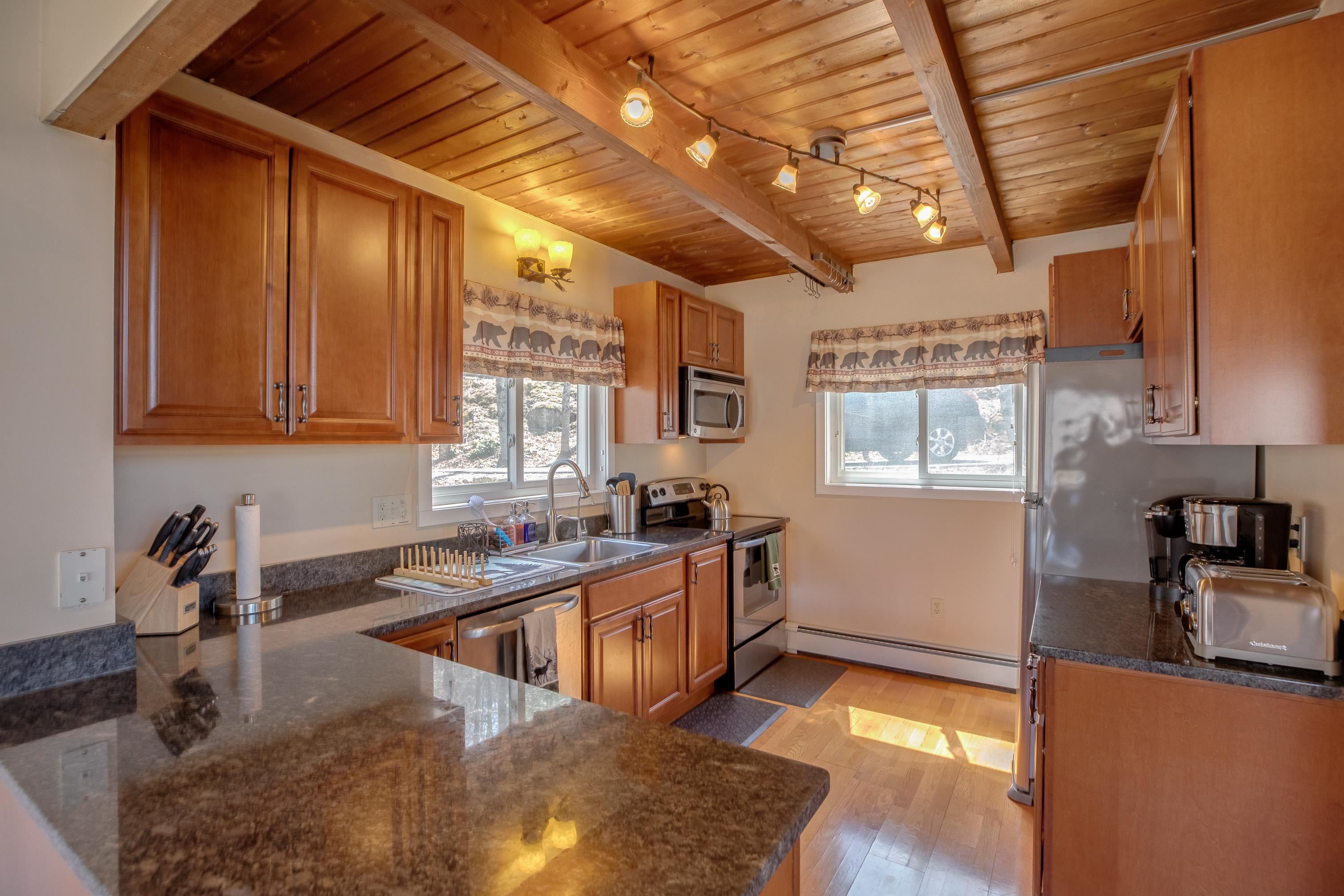 16 Beechnut Drive Lincoln, NH 03251 - Photo 17 of 40