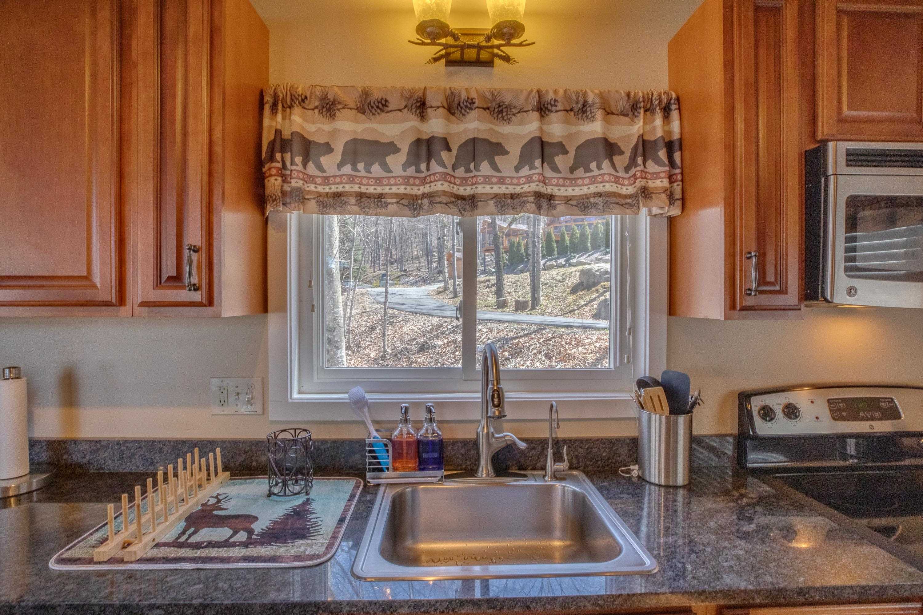 16 Beechnut Drive Lincoln, NH 03251 - Photo 22 of 40