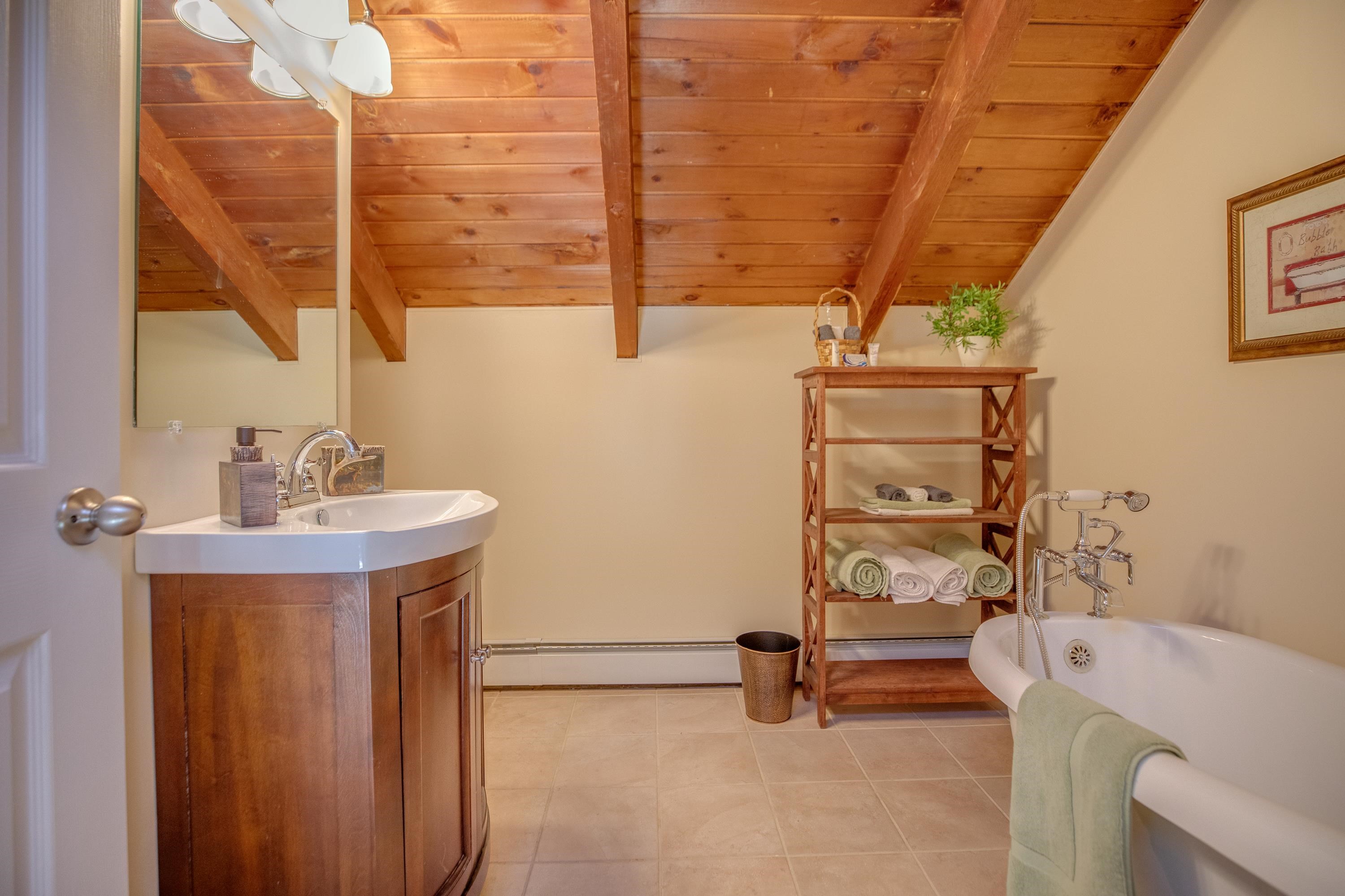 16 Beechnut Drive Lincoln, NH 03251 - Photo 28 of 40