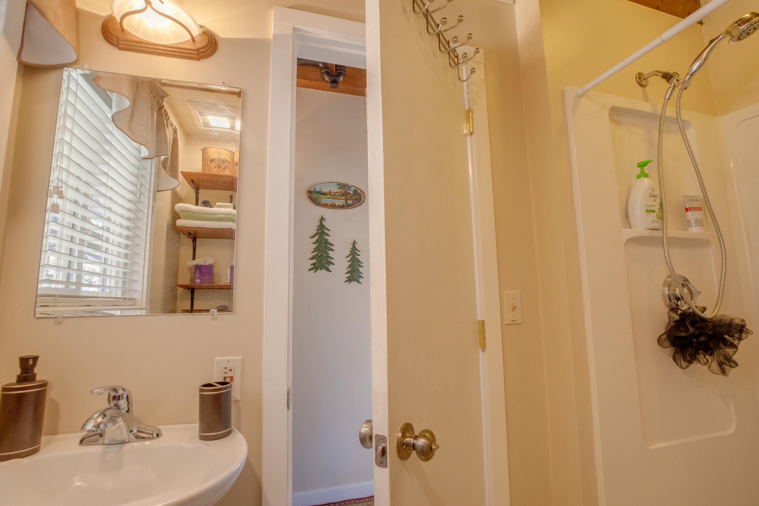 16 Beechnut Drive Lincoln, NH 03251 - Photo 29 of 40