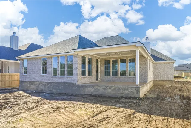 $675,000 | 5103 Booth Falls Trail, Bryan, TX 77802