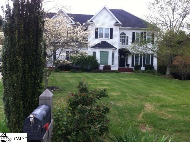 8 Whitehurst Way Simpsonville, SC 29680 - Photo 1 of 27 Gallery Image 1