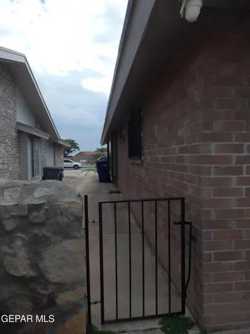a front view of a house with garage