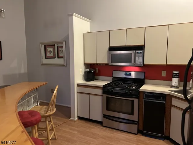 $399,999 | 2512 Lindsley Road, Bridgewater, NJ 08807