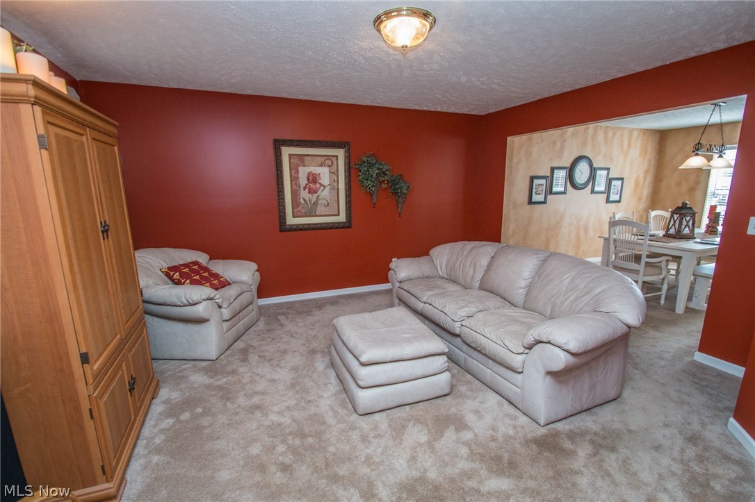 1270 Derbydale Road Akron, OH 44306 - Photo 10 of 35