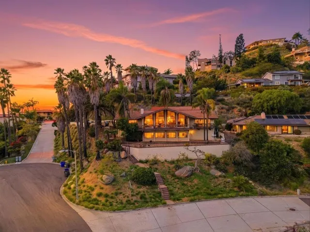 $2,300,000 | 9902 Heavenly Way, La Mesa, CA 91941