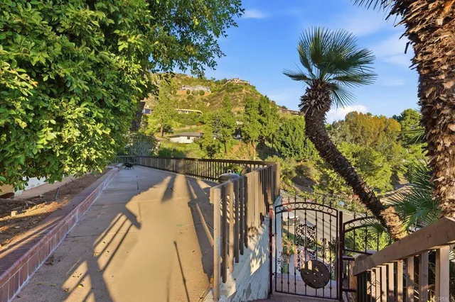 $2,300,000 | 9902 Heavenly Way, La Mesa, CA 91941