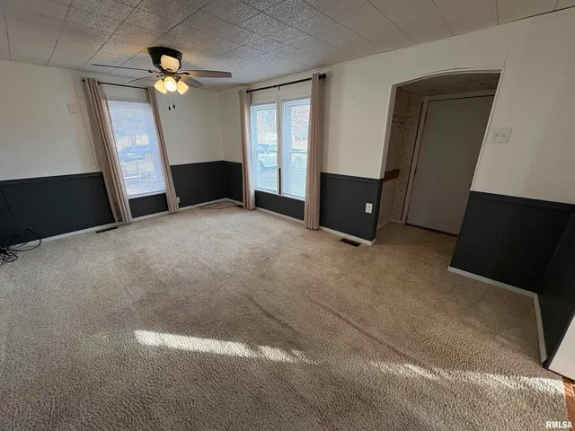 $69,900 | 403 Wortby Street, Odin, IL 62870