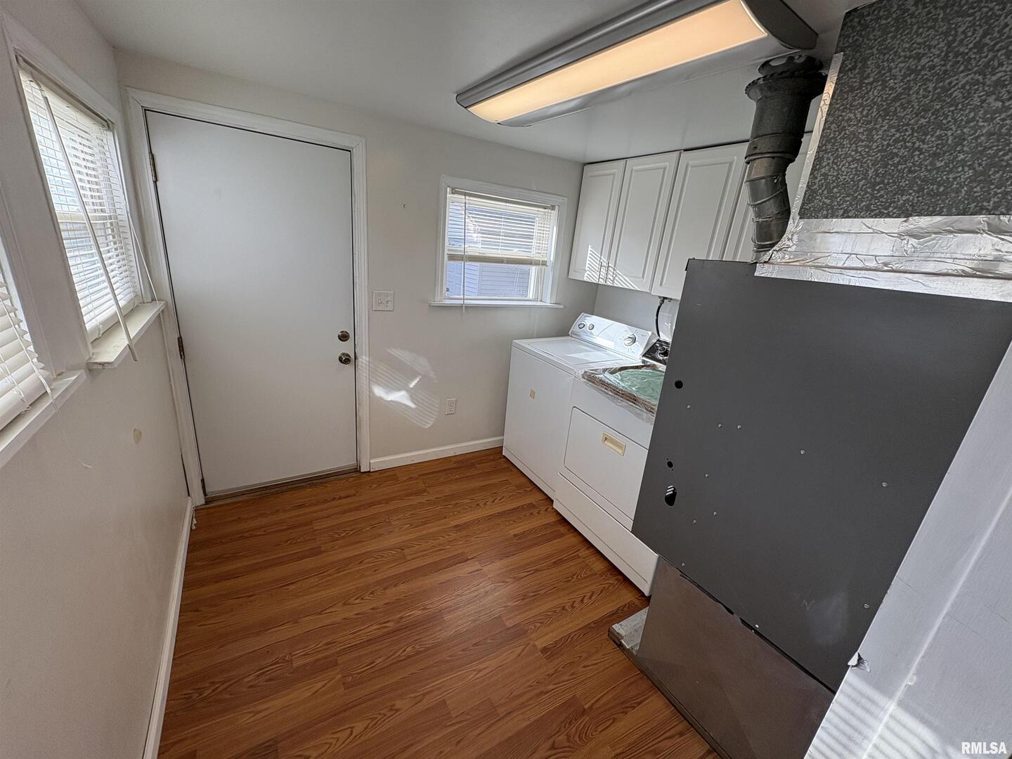 403 Wortby Street Odin, IL 62870 - Photo 8 of 11