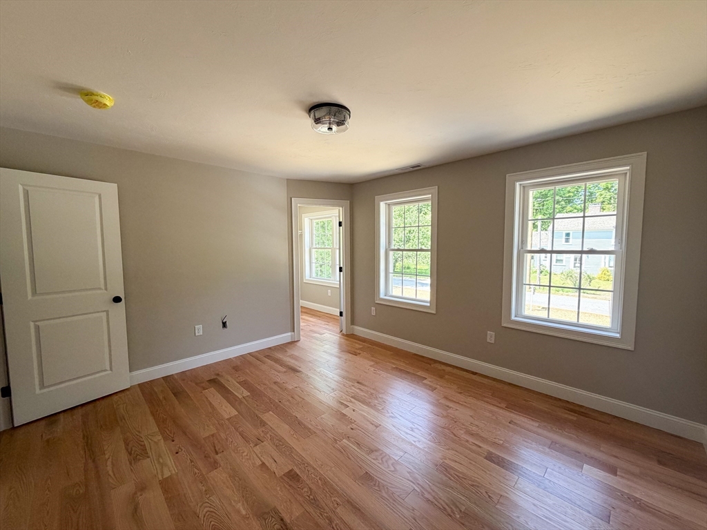555 Neck Road Lancaster, MA 01523 - Photo 26 of 30