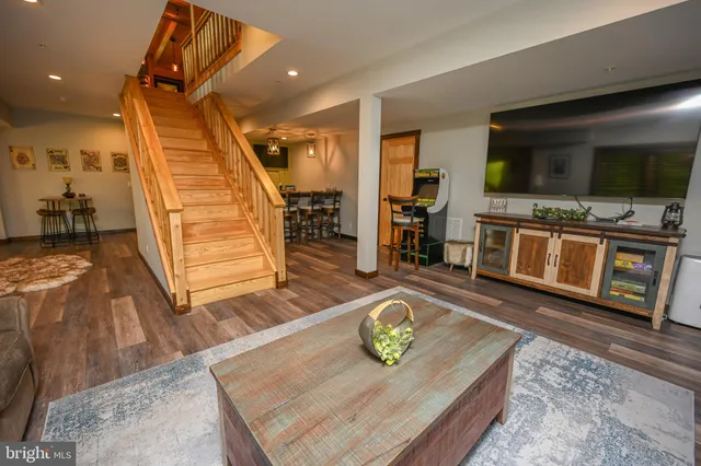 $1,299,000 | 90 Biltmore Rdg Trail, McHenry, MD 21541