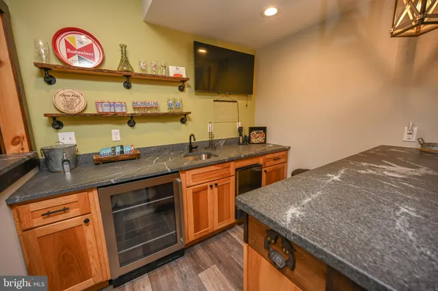 $1,299,000 | 90 Biltmore Rdg Trail, McHenry, MD 21541