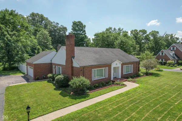 $330,000 | 660 East Drive, Seymour, IN 47274