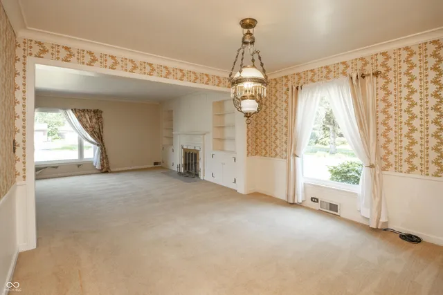 $350,000 | 660 East Drive, Seymour, IN 47274